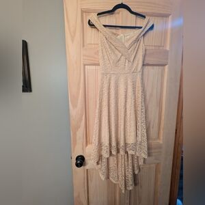 Elegant Cream Lace Dress